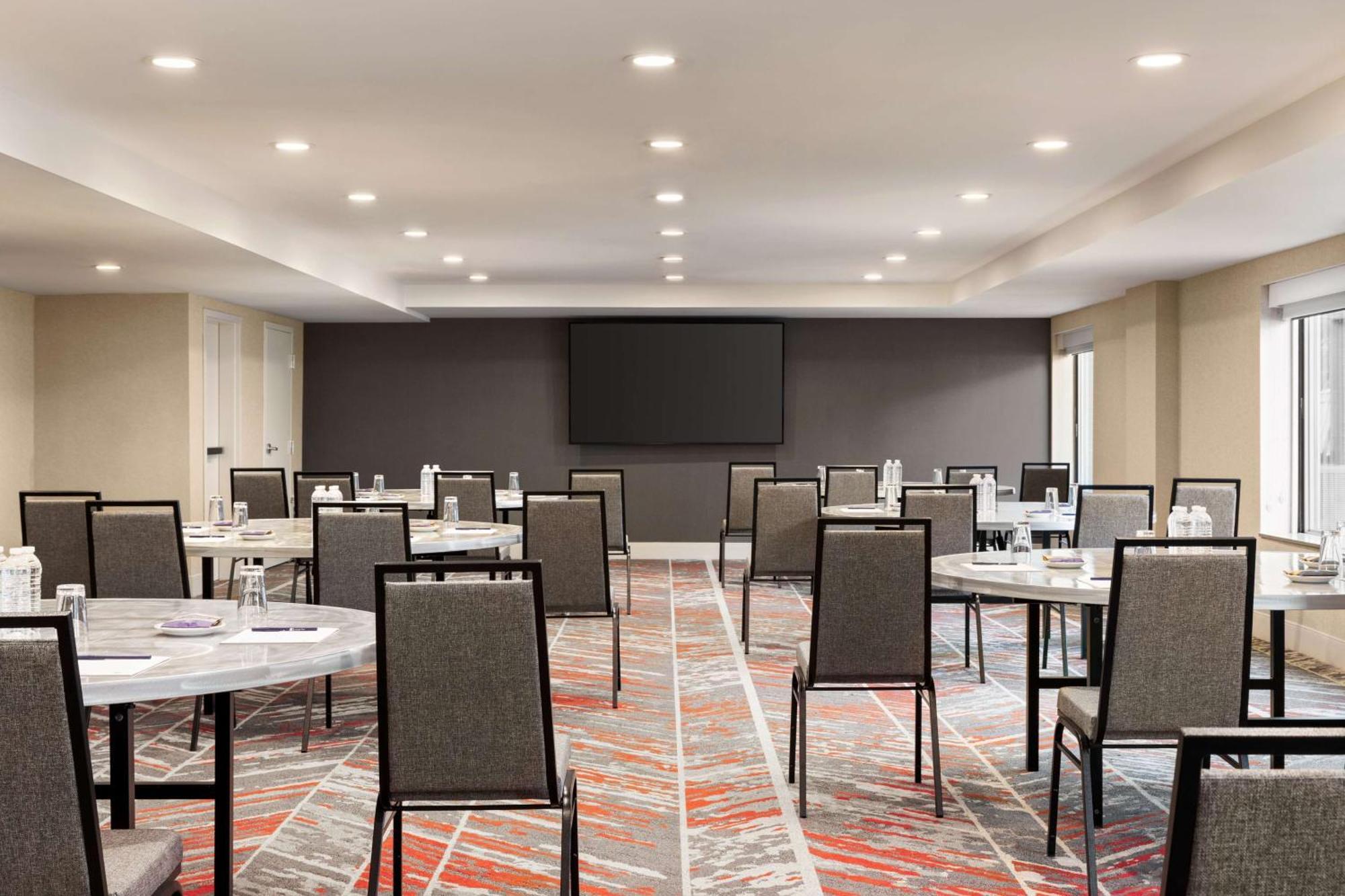 Hotel Doubletree By Hilton Columbus