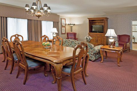 Doubletree By Hilton Columbus Hotel